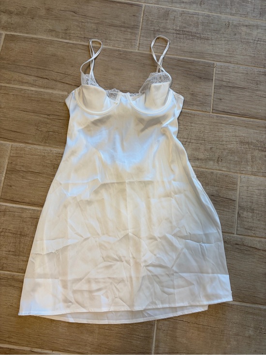 Kat The Label Other - White Lace-Trim Sienna Slip Dress with Built-In Cups